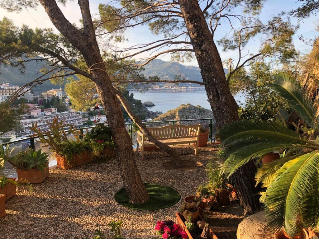Terrazza Isola Bella Taormina Villa Exterior foto